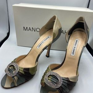 Manolo Blahnik camo silk pump